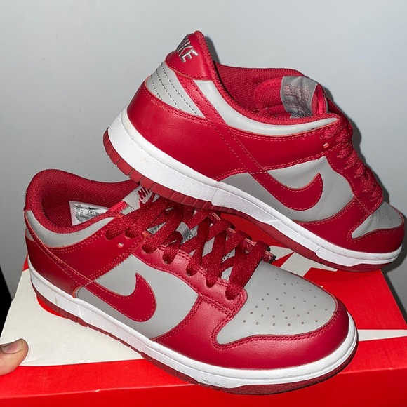 dunks low unlv